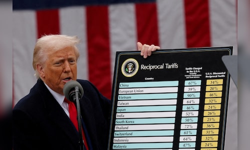 US initiates refund process for $166 billion in reciprocal tariffs collected under a rule struck down by the Supreme Court.
