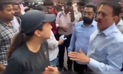 View | Mumbai Woman Challenges BJP Minister on Traffic Chaos During Rally: 'Leave Now'