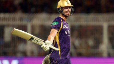 Allen and Ajinkya lead KKR to a strong opening.