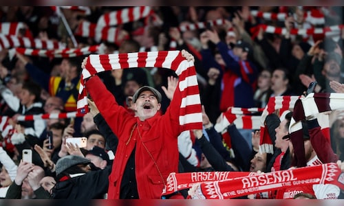 Arsenal wins the Premier League title after a 22-year wait.