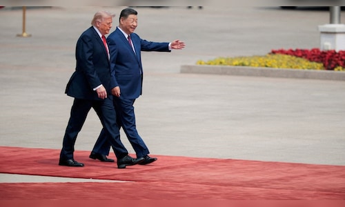 Donald Trump urges China and Taiwan to ease tensions, cautions the island against seeking independence.