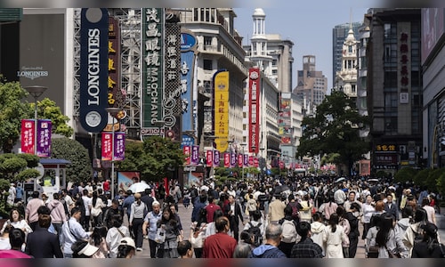 Factory Inflation in China Hits Almost a Four-Year Peak, While Domestic Demand Stays Weak