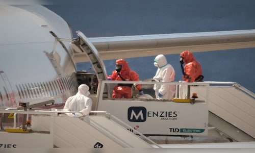 First aircraft transporting hantavirus-infected cruise ship passengers departs Tenerife for a Madrid hospital.