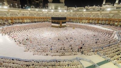Hajj 2026 Heat Safety Guidelines: Saudi Officials Caution Pilgrims as Arafat Temperatures Approach 46°C
