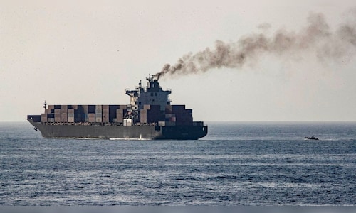 Iran delivers its reply to the U.S. proposal intended to conclude the conflict, according to IRNA.