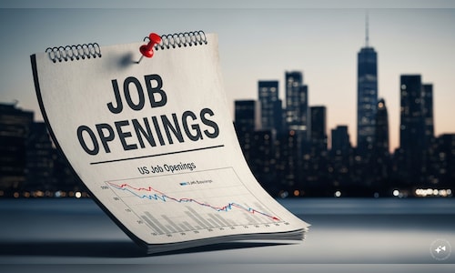US Job Openings Fall in March, Yet Hiring Surge Indicates Stability in the Labor Market