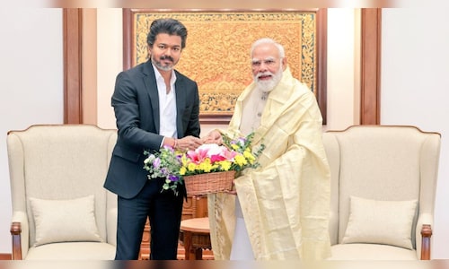 Vijay's First Visit to Delhi as Tamil Nadu CM: Meeting with PM Modi on Mekedatu and State Initiatives