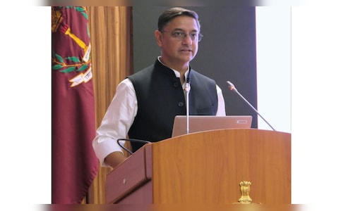 Who is Sanjeev Sanyal, the Prime Minister's economic advisor potentially poised to become Bengal's next finance minister?