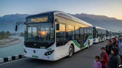 AbhiBus, supported by ixigo, launches roadside assistance services for bus passengers.