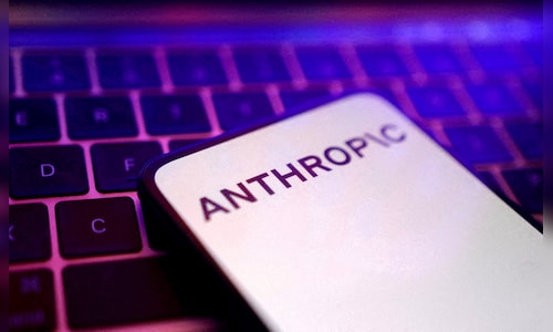 Anthropic's AI chatbot Claude experiences service disruption as user complaints surge on Downdetector.