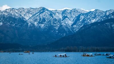 Avoid the Manali crowds and explore these stunning getaways near Delhi.