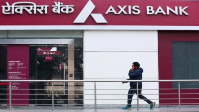 CNBC-TV18 Exclusive: Former Axis Bank CFO Puneet Sharma Poised to Join HDFC Bank