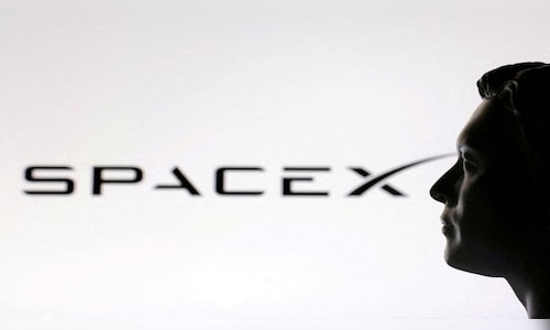 Chinese and Hong Kong Investors Excluded from SpaceX IPO Due to Security Concerns