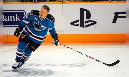 Claude Lemieux, a four-time Stanley Cup champion and 1995 Conn Smythe Trophy recipient, passes away at age 60.