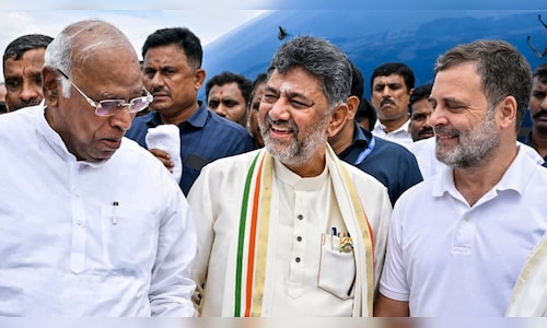 Congress claims 5 out of 7 MLC seats in Karnataka, while BJP takes 2 amid cross-voting challenges for the opposition.