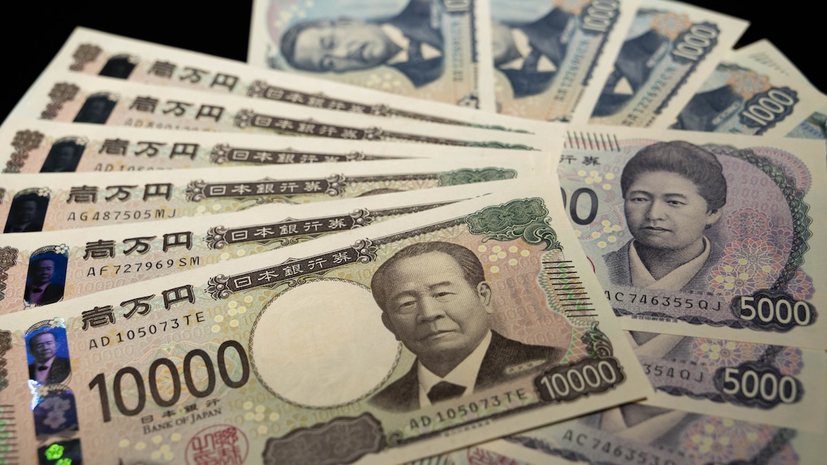 Demand for Japan's 20-Year Bonds Declines Due to Inflation and Policy Concerns