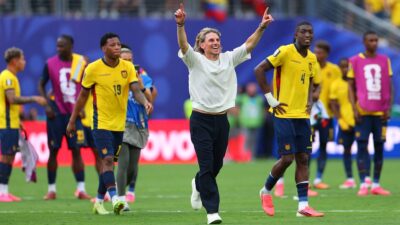 Ecuador's President Announces Public Holiday Following Team's Advancement to World Cup Knockout Stage