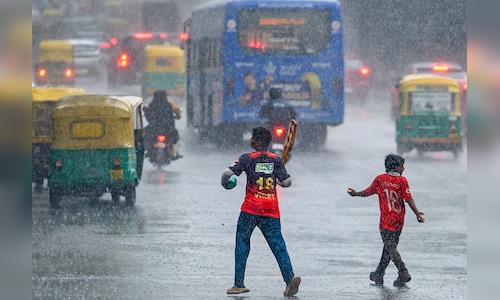 Employees' Strike in Day 2; Commuters Face Challenging Conditions
