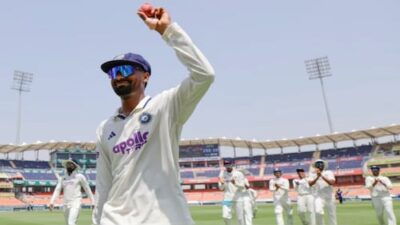 India Dominates Afghanistan as Manav Suthar Impresses, Increasing Pressure on Jadeja