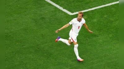 Kane surpasses Ronaldo's World Cup goals with two goals against Croatia.