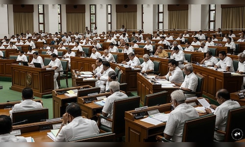 Kerala Assembly Witnesses Confrontation Between UDF and LDF as Government Presents Fiscal Health Report