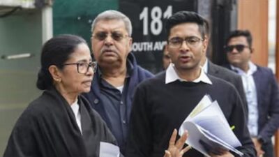 Mamata Banerjee Confronts Fresh Challenge as Trinamool Dissidents Target Party's Name and Symbol: Report