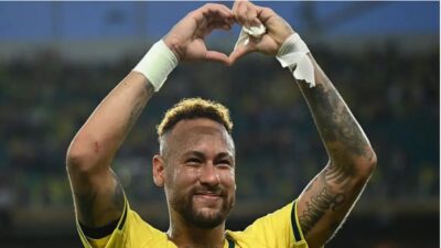 Neymar breaks down in the locker room following heartfelt return to the Brazilian team.