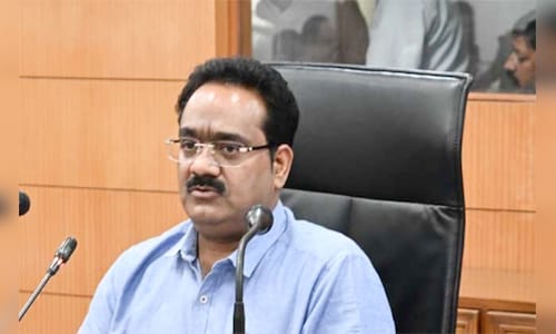 Senior IAS Officer Pankaj Agarwal Detained by CBI in ₹504-Crore IDFC First Bank Fund Misuse Case