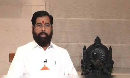 Six dissenting MPs from Uddhav's party merge with Shiv Sena; Shinde claims 'Operation Tiger' has succeeded.