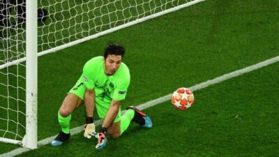 The Gloved Zidane: Introducing Luca, Crafting His Own Football Story