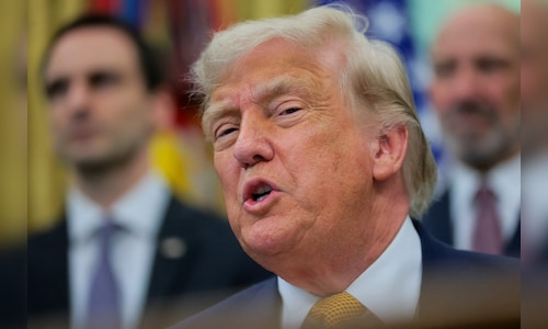 Trump authorizes directives for the development of a powerful quantum computer, aiming for completion by 2028.