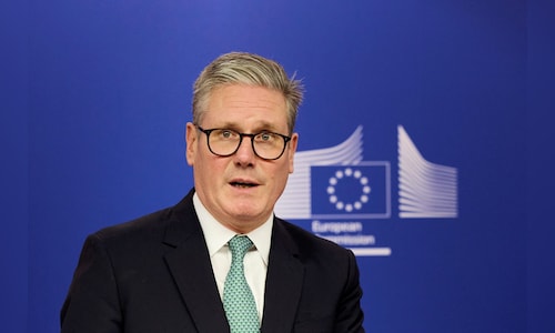 UK Economy Contracted in April Due to Effects of the Iran Conflict on Growth