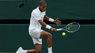 Auger-Aliassime separates from his longtime coach Fontang following Wimbledon elimination.