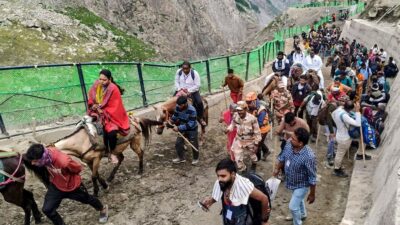 Chardham Yatra Halted Amidst Heavy Rain and Landslides; Amarnath and Vaishno Devi Closed