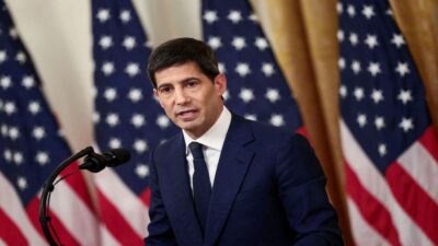 Fed Chair Kevin Warsh aims to utilize real-time economic data within a year to enhance interest rate decisions.