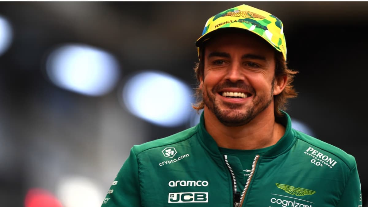 Fernando Alonso pauses F1 involvement as Spain's World Cup final takes the spotlight.