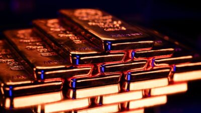 Gold Stabilizes Following Weekly Rise as Concerns Over US Fed Rate Increase Diminish