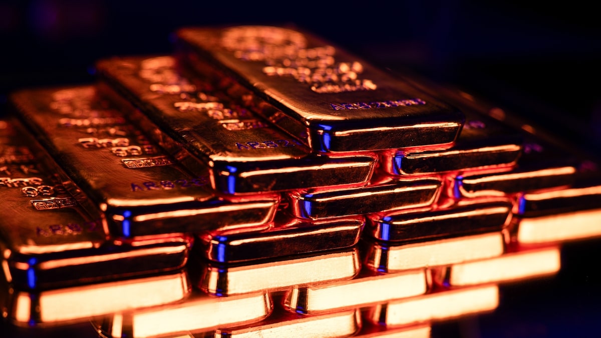 Gold Stabilizes Following Weekly Rise as Concerns Over US Fed Rate Increase Diminish