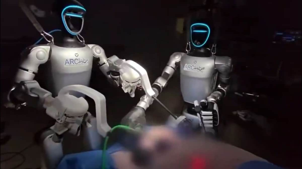 Humanoid Robot 'Surgie' Successfully Conducts the First Live Pig Surgeries Worldwide