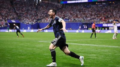 Lionel Messi refutes claims of Argentina being favorites before World Cup final.