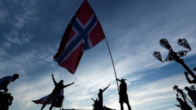 Norway transforms World Cup quarter-final defeat into a festive occasion as fans greet the team like heroes.