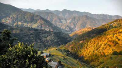 Planning a trip to Himachal Pradesh, Uttarakhand, or Jammu & Kashmir? Review the IMD's weather forecast beforehand!