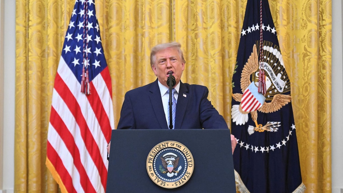 Trump criticizes England's reliance on Harry Kane following World Cup semi-final defeat.