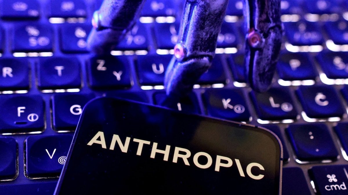 Anthropic secures $9 billion cloud partnership with Riot Platforms.