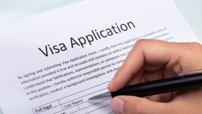 Experts caution against eliminating the 60-day grace period for international workers in the U.S.