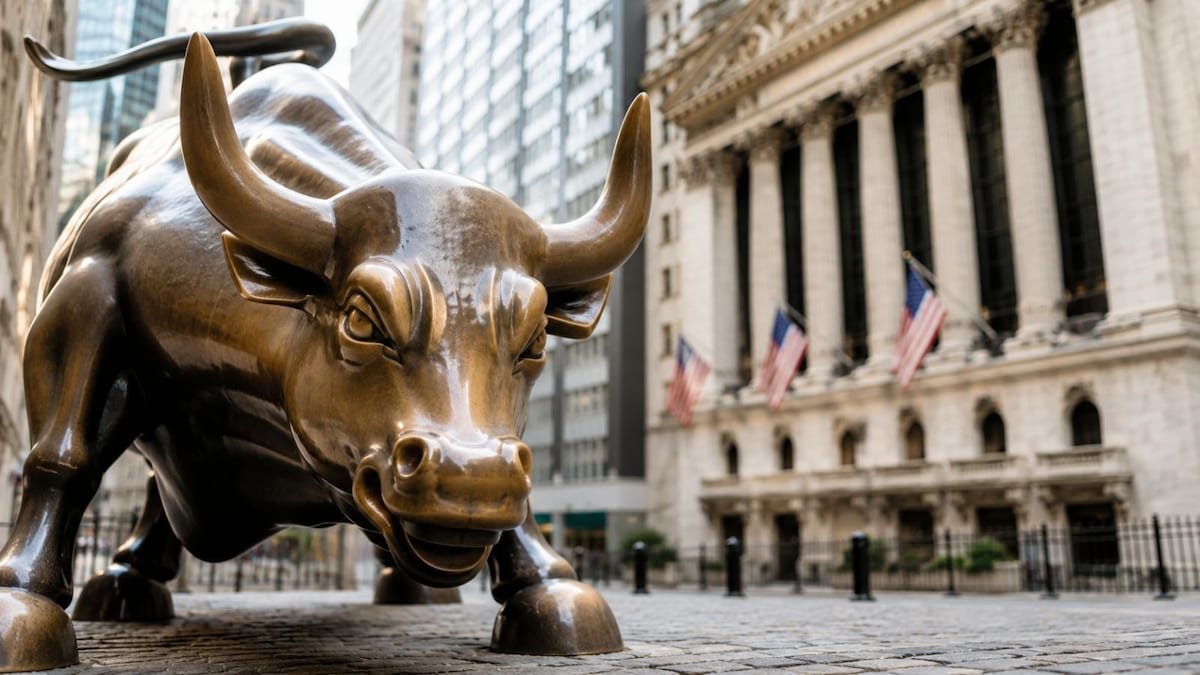 US Stock Market Update: Dow Futures Soar by Over 500 Points Following Trump's Cancellation of Iran Strikes